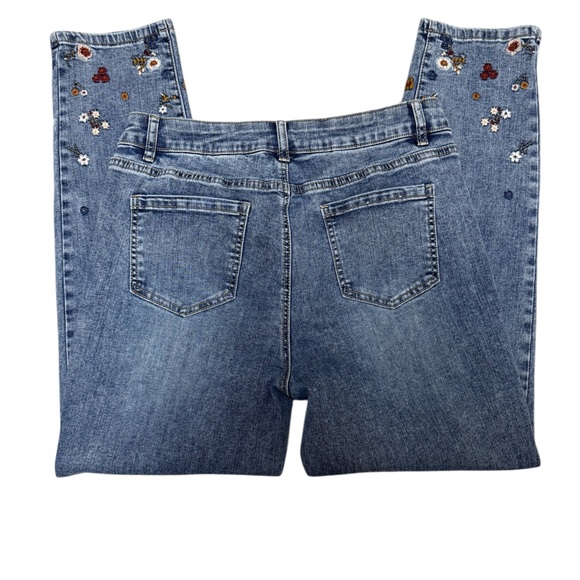 Charlie B Floral Embroidered Jeans Size 10 Women’s Skinny Stretch Denim - Picture 5 of 10